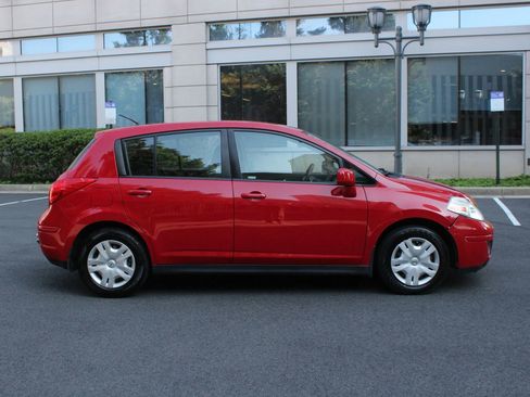 Used 2012 Nissan Versa 1.8 S w/ Plus Pkg FWD image 6