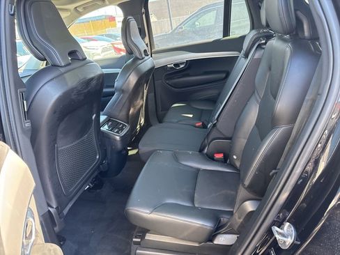 Used 2023 Volvo XC90 B5 Core image 10