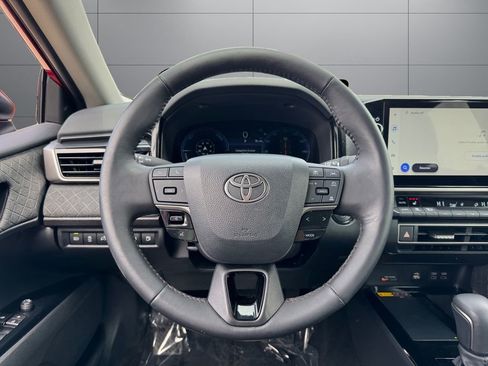 Certified 2025 Toyota Camry XLE FWD image 13