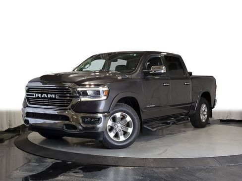 Used 2022 RAM 1500 Laramie AWD/4WD image 1
