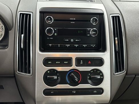 Used 2010 Ford Edge SEL image 19