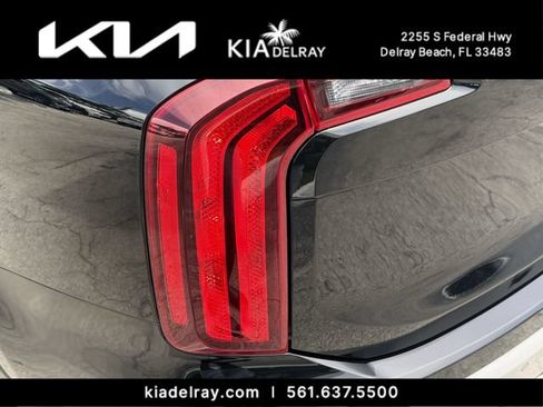 Certified 2024 Kia Telluride LX FWD image 7