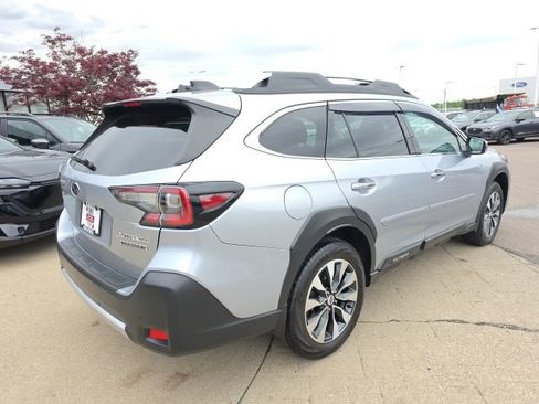 Certified 2023 Subaru Outback Touring XT w/ Tech Package 3 AWD/4WD image 9
