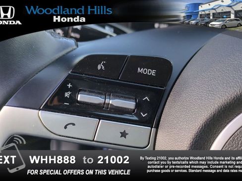 Used 2024 Hyundai Elantra SEL w/ Convenience Package FWD image 11