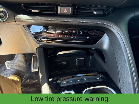 Used 2023 Buick Envision Preferred w/ Sport Touring Package AWD/4WD image 20
