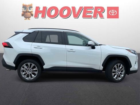 Used 2025 Toyota RAV4 XLE Premium FWD image 2