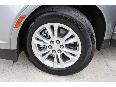 Used 2025 Cadillac XT5 Luxury FWD image 30