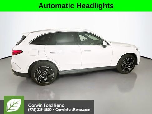 Used 2023 Mercedes-Benz GLC 300 4MATIC image 8