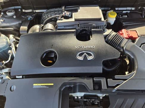 Certified 2023 INFINITI QX50 Luxe AWD/4WD image 9