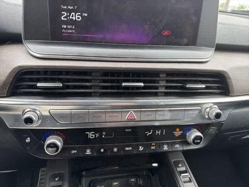 Used 2022 Kia Telluride SX w/ SX Prestige Package image 29