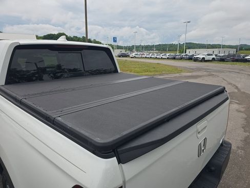 Used 2022 Honda Ridgeline RTL-E image 12