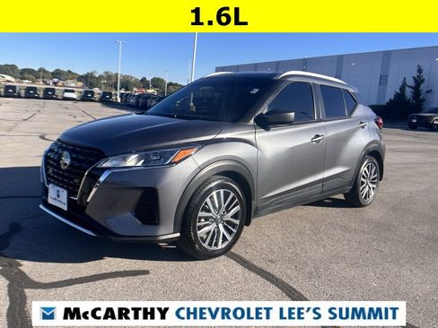 Used 2021 Nissan Kicks SV image 5