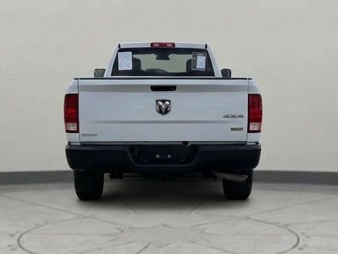 Used 2018 RAM 1500 Express RWD image 3