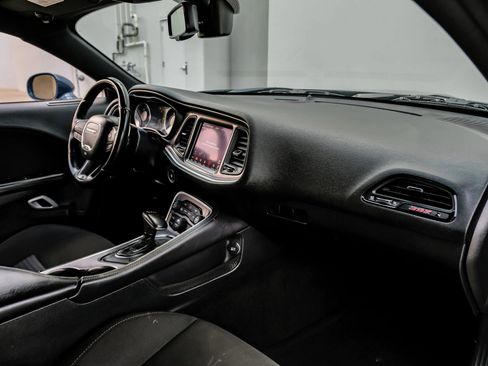 Used 2020 Dodge Challenger R/T Scat Pack RWD image 20