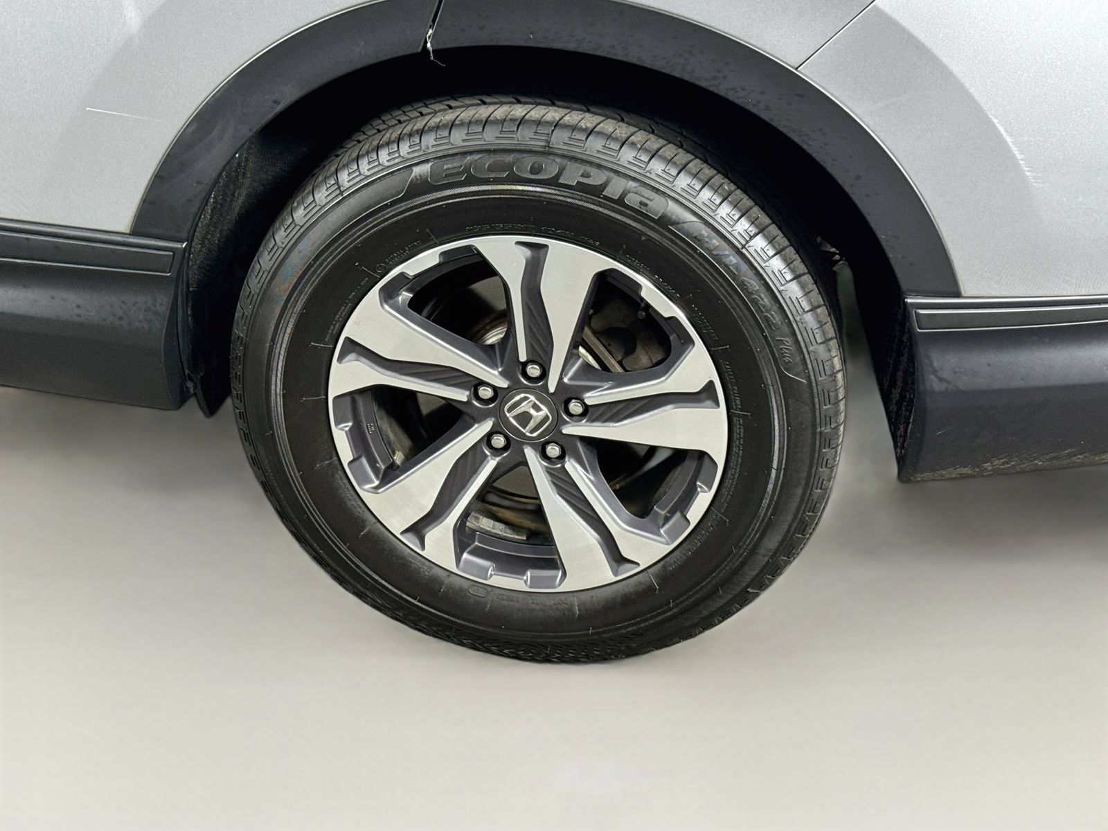 Used 2019 Honda CR-V LX image 9