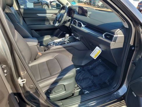 New 2025 MAZDA CX-5 AWD 2.5 S w/ Premium Plus Pkg image 15