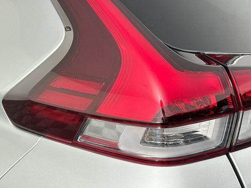 Used 2023 Mitsubishi Eclipse Cross LE image 34