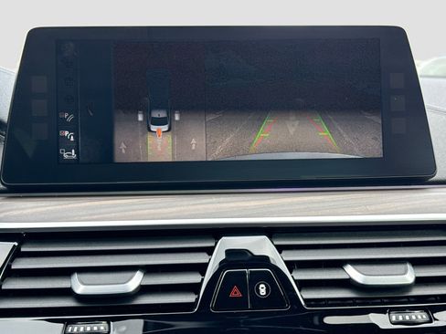 Used 2018 BMW M550i xDrive M550i xDrive image 34