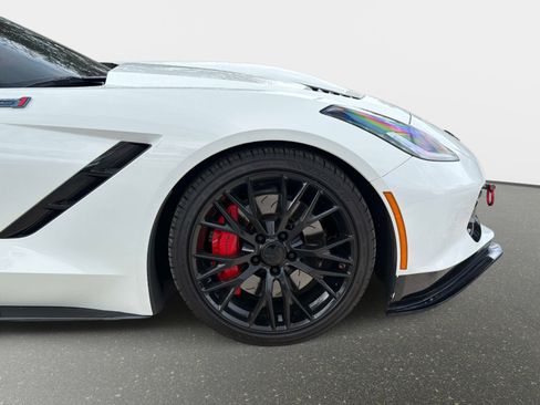 Used 2016 Chevrolet Corvette Stingray Coupe w/ 3LT Preferred Equipment Group image 21