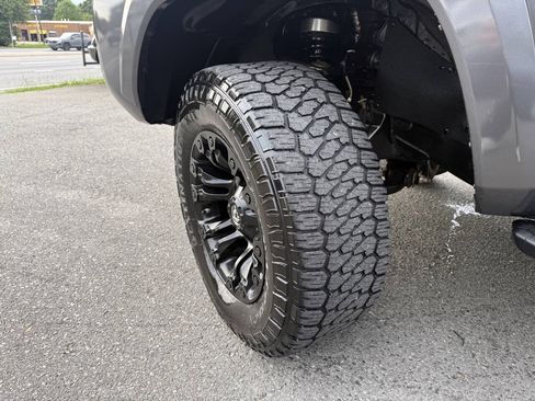 Used 2018 Toyota Tacoma TRD Sport AWD/4WD image 24