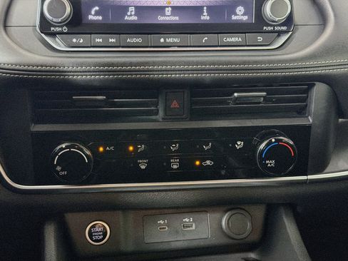 Used 2023 Nissan Rogue S FWD image 23
