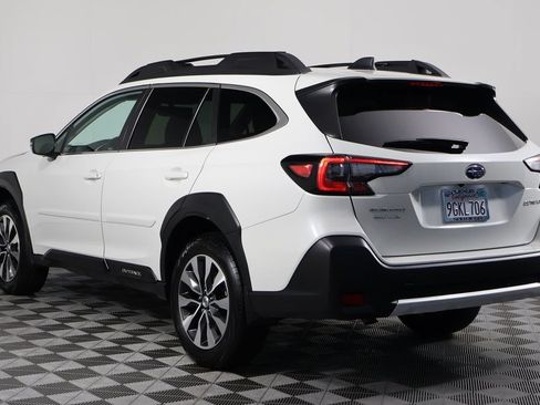 Used 2023 Subaru Outback Limited AWD/4WD image 6