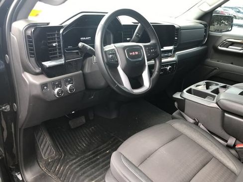 Certified 2024 GMC Sierra 1500 Elevation AWD/4WD image 3