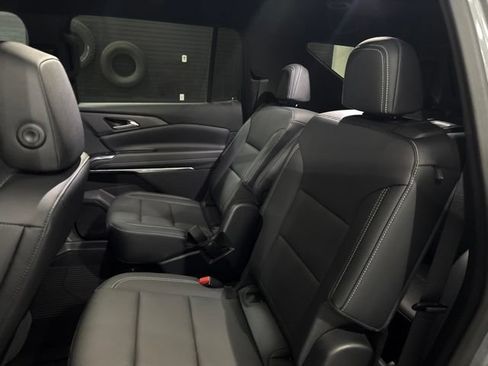 Used 2024 Chevrolet Traverse LT w/ Midnight/Sport Edition AWD/4WD image 29