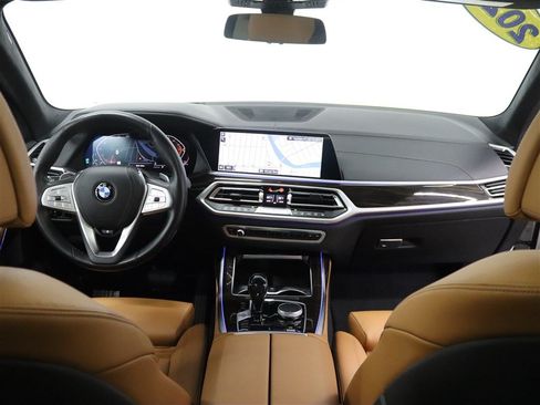 Used 2021 BMW X7 xDrive40i w/ Premium Package 2 AWD/4WD image 30