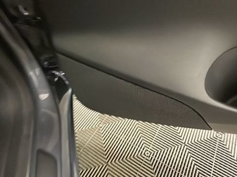 Used 2023 Tesla Model 3 Standard Range RWD image 29