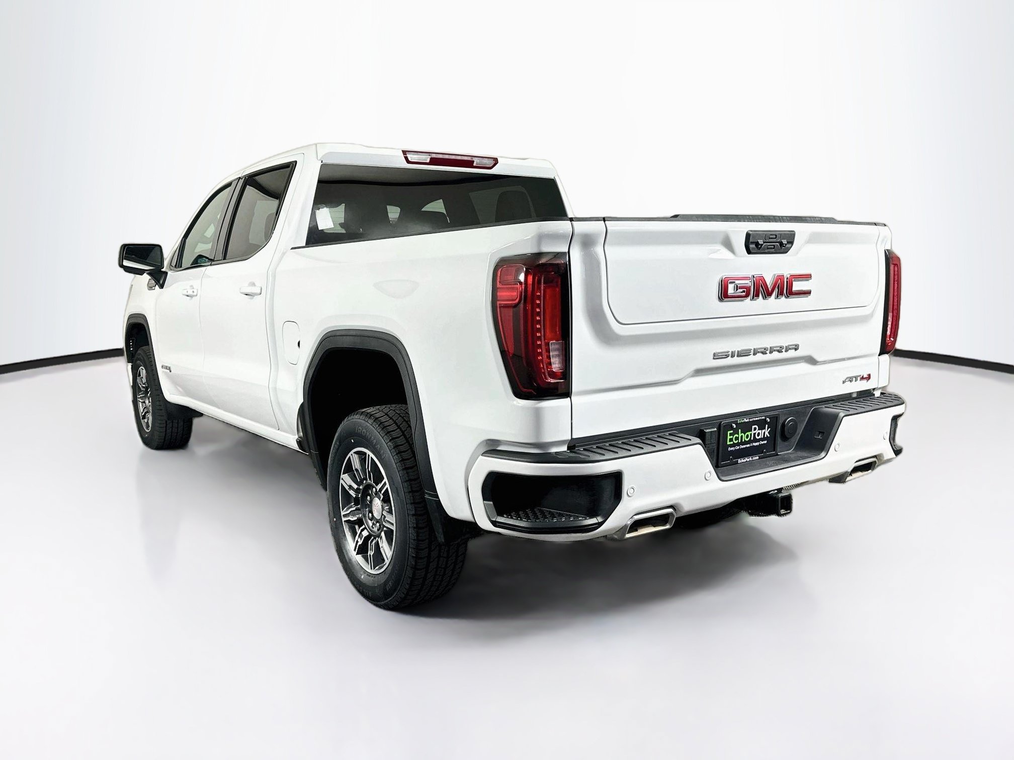 Used 2026 GMC Sierra 1500 AT4 AWD/4WD image 5