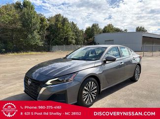 New 2025 Nissan Altima 2.5 SV w/ SV Premium Package video 2