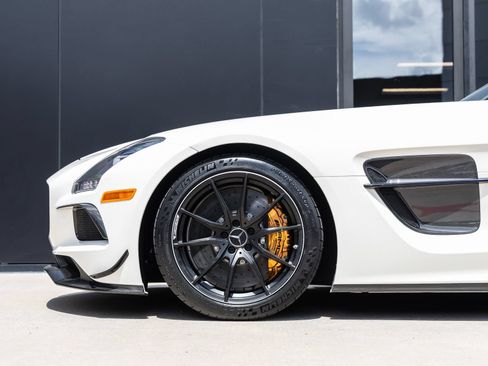 Used 2014 Mercedes-Benz SLS AMG Black Series image 13