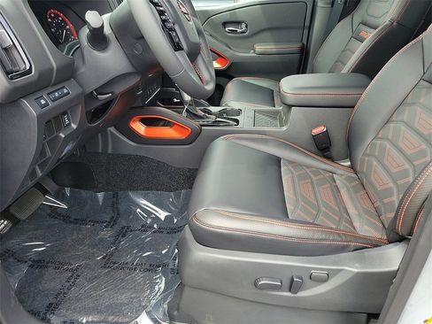 New 2025 Nissan Frontier Pro-X w/ Pro Premium Package image 12