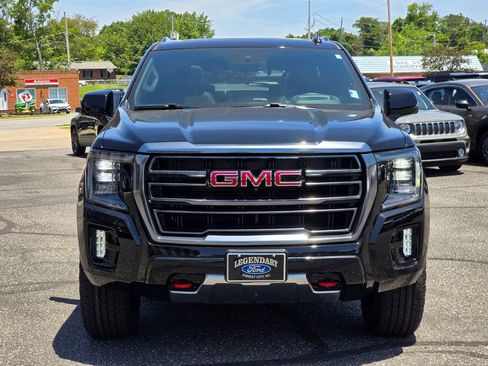 Used 2024 GMC Yukon AT4 w/ AT4 Premium Package AWD/4WD image 22