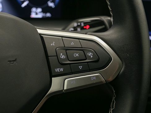 Used 2025 Volkswagen Tiguan S AWD/4WD image 34