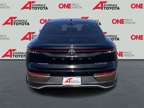 Certified 2023 Toyota Crown Platinum image 5