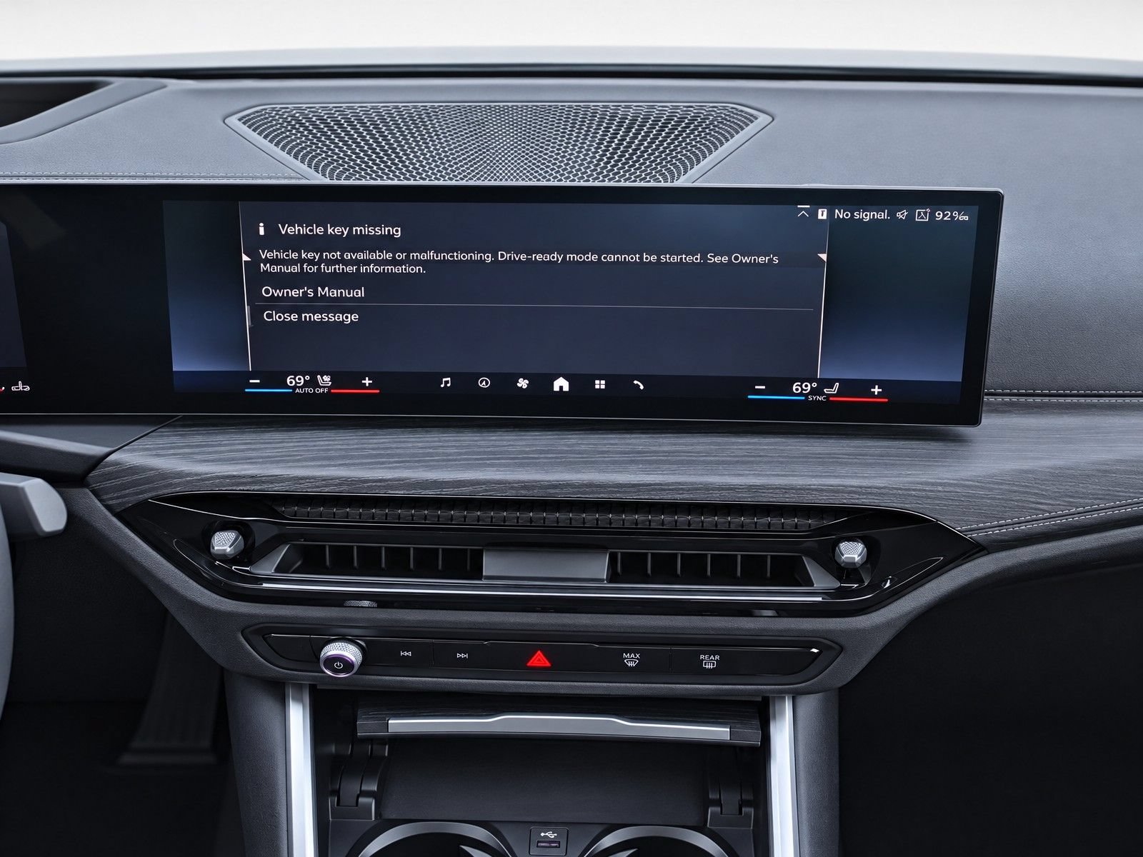 Certified 2025 BMW 330i Sedan RWD image 15