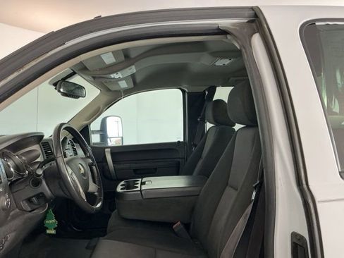 Used 2012 Chevrolet Silverado 3500 LT image 9