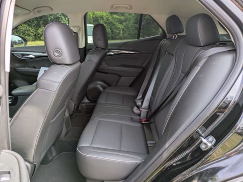 Used 2023 Buick Envision Essence FWD image 15