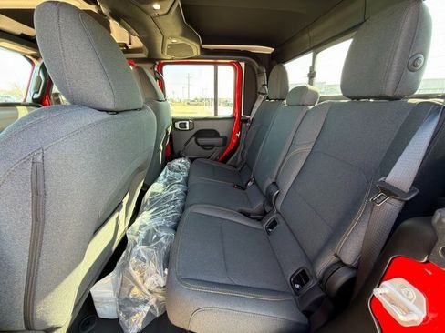 New 2024 Jeep Gladiator Sport image 23