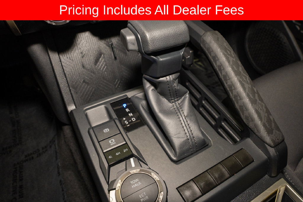 Used 2025 Toyota Tacoma SR5 AWD/4WD image 14