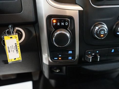 Used 2017 RAM 1500 Outdoorsman AWD/4WD image 34