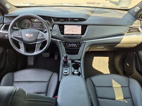 Certified 2024 Cadillac XT5 Premium Luxury w/ LPO, Floor Liner Package AWD/4WD image 20