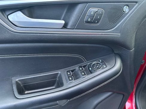 Used 2021 Ford Edge Titanium w/ Cargo Accessory Package FWD image 15
