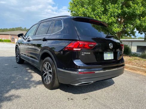 Used 2021 Volkswagen Tiguan SE image 8