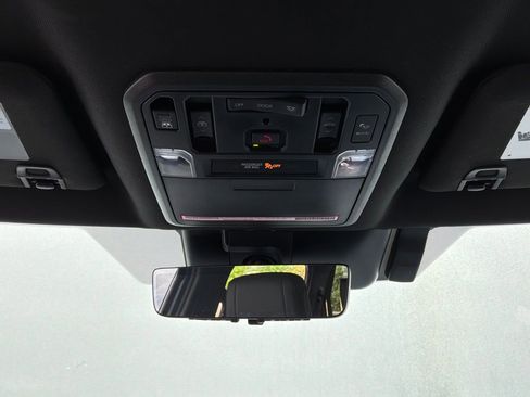 Used 2023 Toyota Tundra Platinum image 19