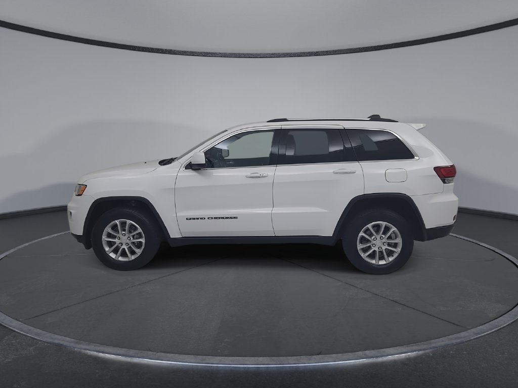 Certified 2021 Jeep Grand Cherokee Laredo AWD/4WD image 11