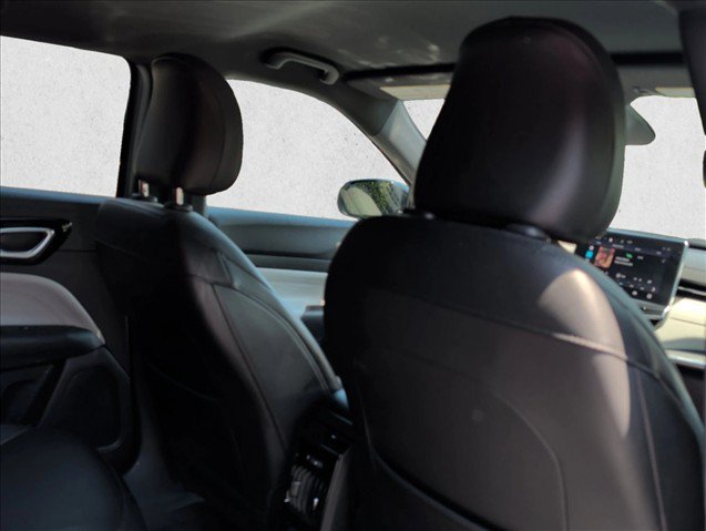 Used 2023 Jeep Compass Limited AWD/4WD image 24