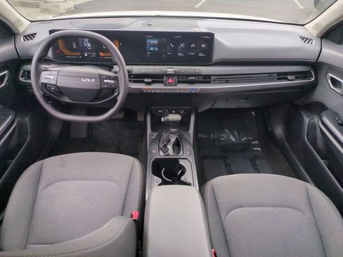 Used 2025 Kia K4 FWD image 24
